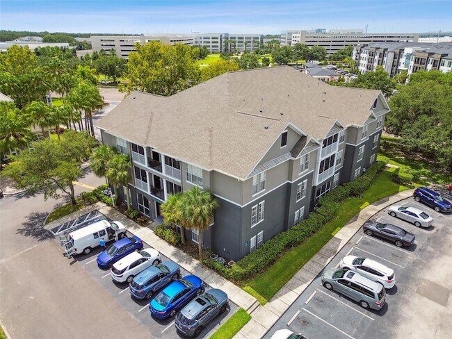 Building Photo - 9405 Crescent Loop Cir