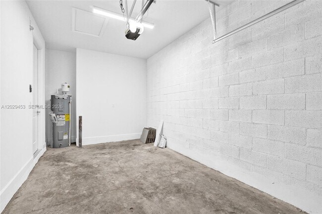 Building Photo - 3766 Harborside Ave