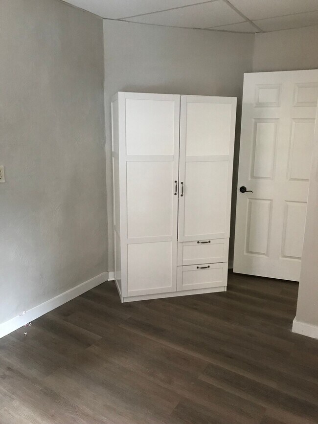 Building Photo - 286 N Bellefield Ave