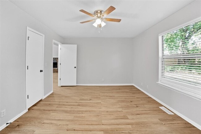 Building Photo - 7008 S 78th E Ave