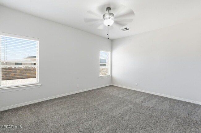 Building Photo - 909 Larkhall Pl