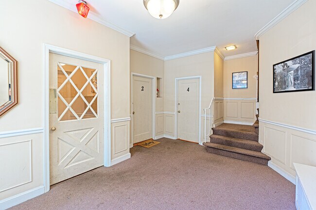 Lobby - 1823 Riggs Pl NW