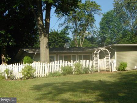 Building Photo - 108 McCormick St