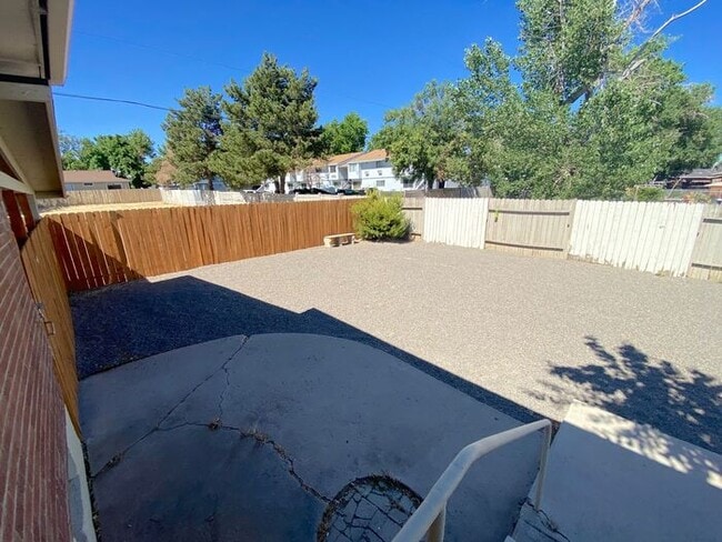 Building Photo - Like Brand New! - Single Story House in North Central Reno