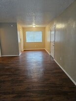 Kentwood Dining area - Parkhill Terrace and Kentwood Apartments