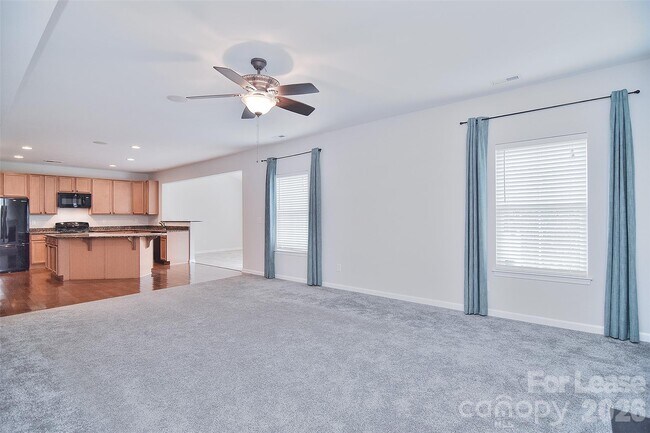 Building Photo - 5115 Chapel Chase Lane