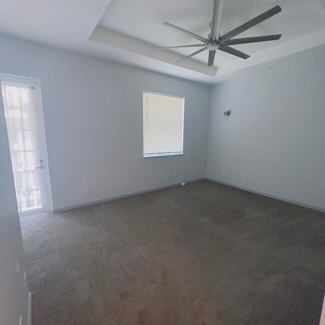 Building Photo - 4316 Main St