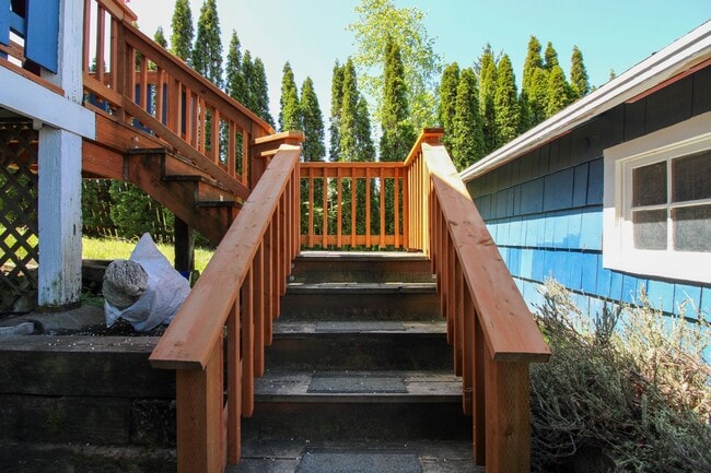 Building Photo - 2161 Winter St SE