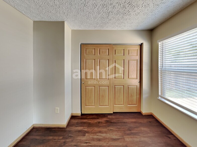 Building Photo - 3156 Hogan Way