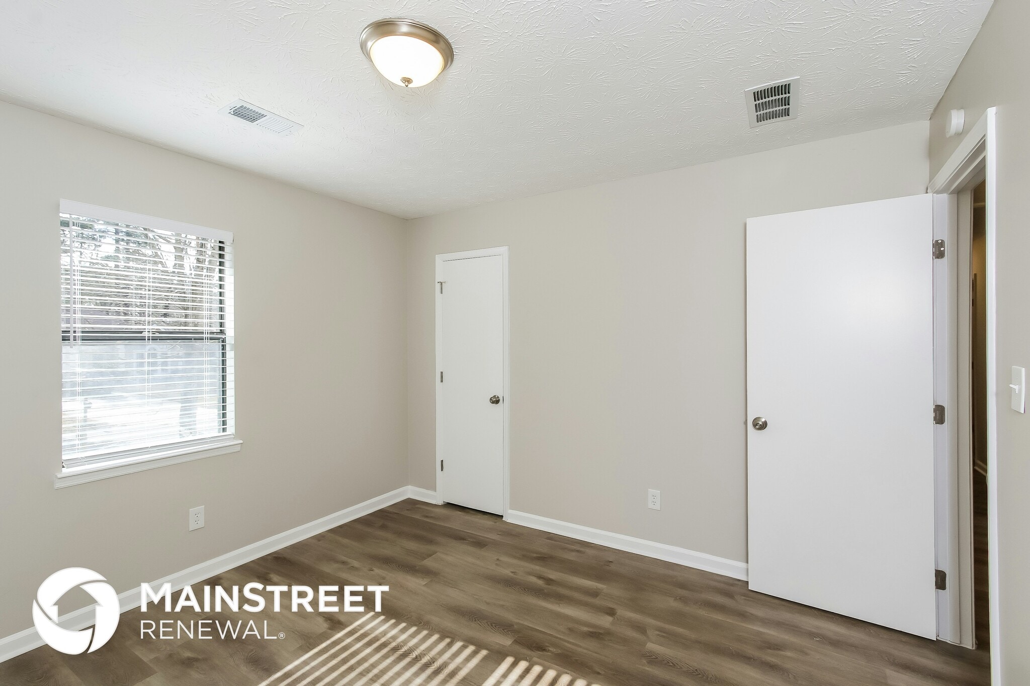 Building Photo - 4602 High Gate Ln