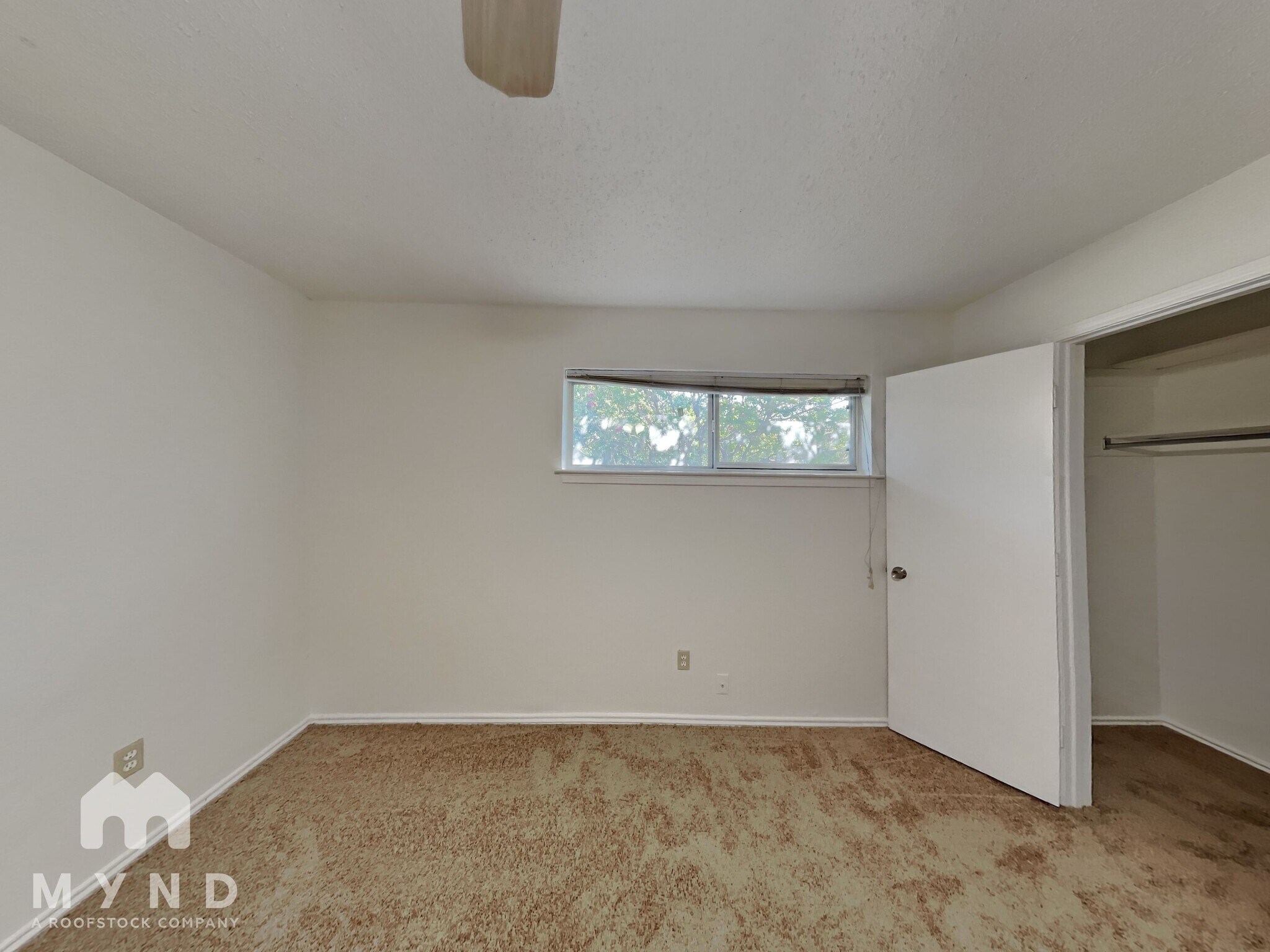 Building Photo - 15858 El Estado Dr