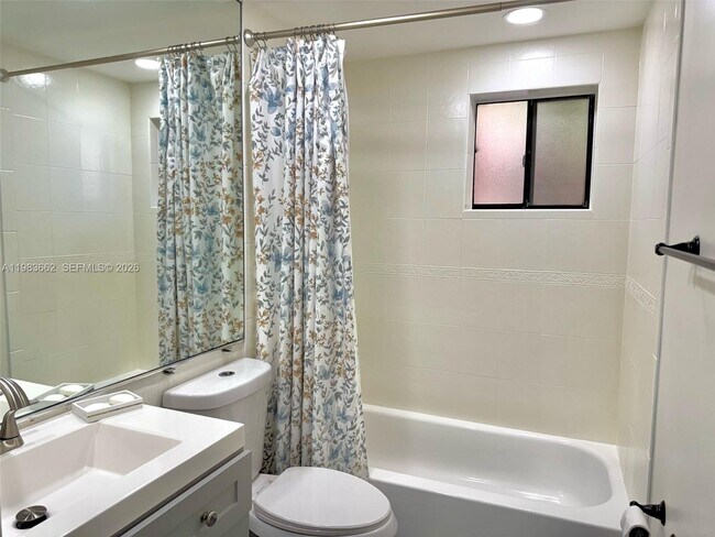 Building Photo - 8075 SW 107th Ave