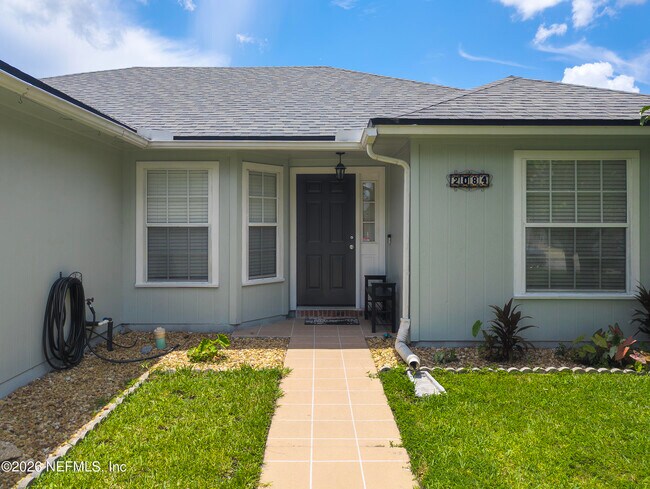 Building Photo - 2084 Frogmore Dr