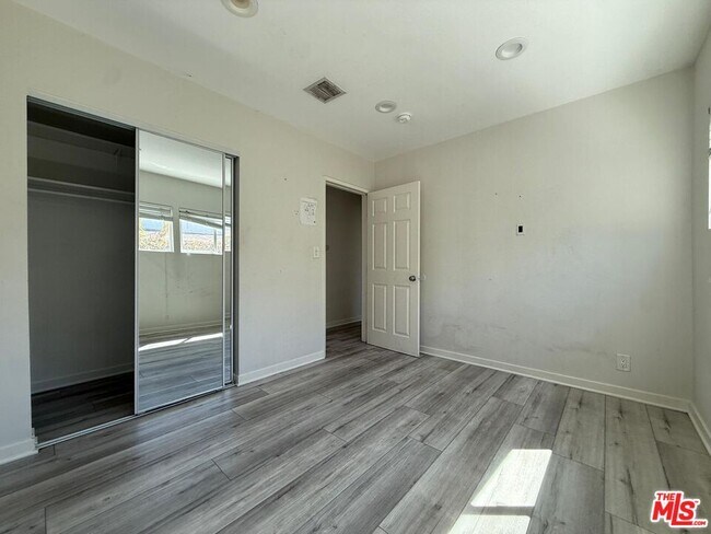 Building Photo - 15830 Blackhawk St