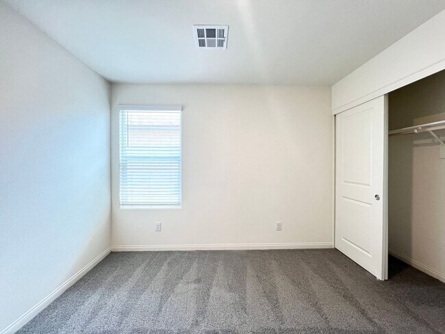 Building Photo - 5716 Serene Rock St