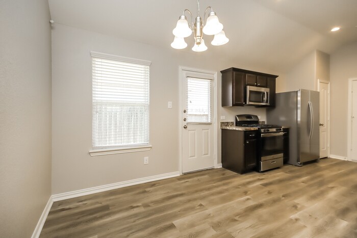 Building Photo - 16707 Highland Villa Ln