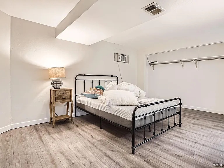 Building Photo - 7198 Eaton Ct