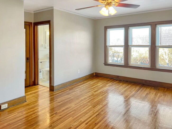 Interior Photo - Grand Heritage Apartments