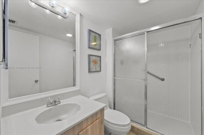 Building Photo - 20515 E Country Club Dr