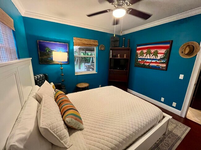 Building Photo - 3118 Pierson Dr