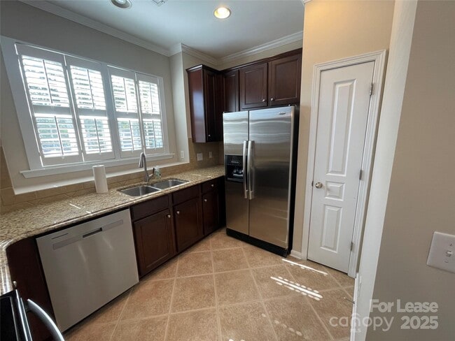 Building Photo - 221 Spring Gardens Drive