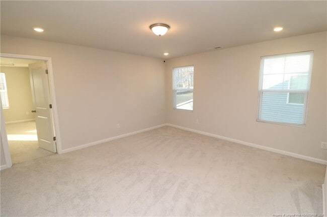 Building Photo - 1214 Rosefinch Dr