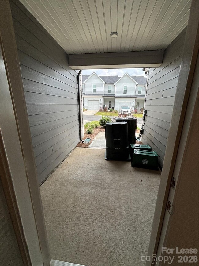 Building Photo - 10312 Guardian Dr