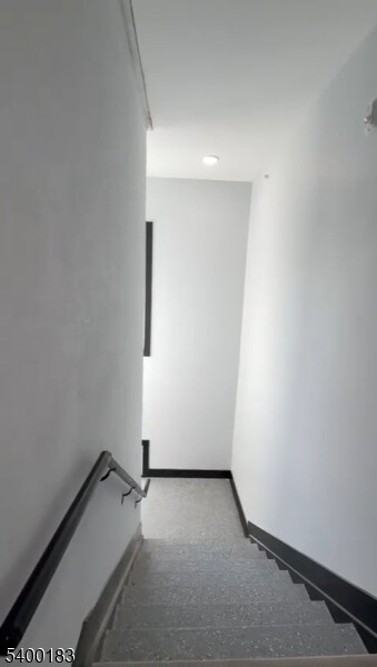 Building Photo - 197 12th Ave