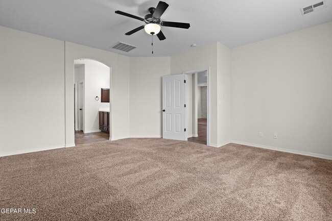 Building Photo - 12776 Runway Ave