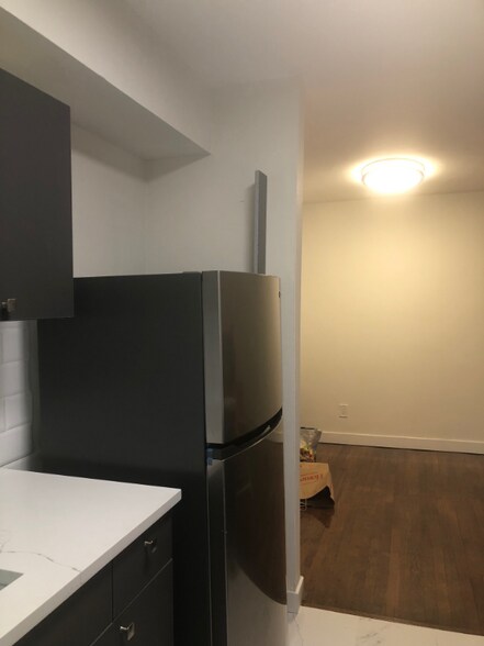 Building Photo - 401 US-22