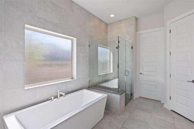 Building Photo - 9820 Grapevine Leaf Dr
