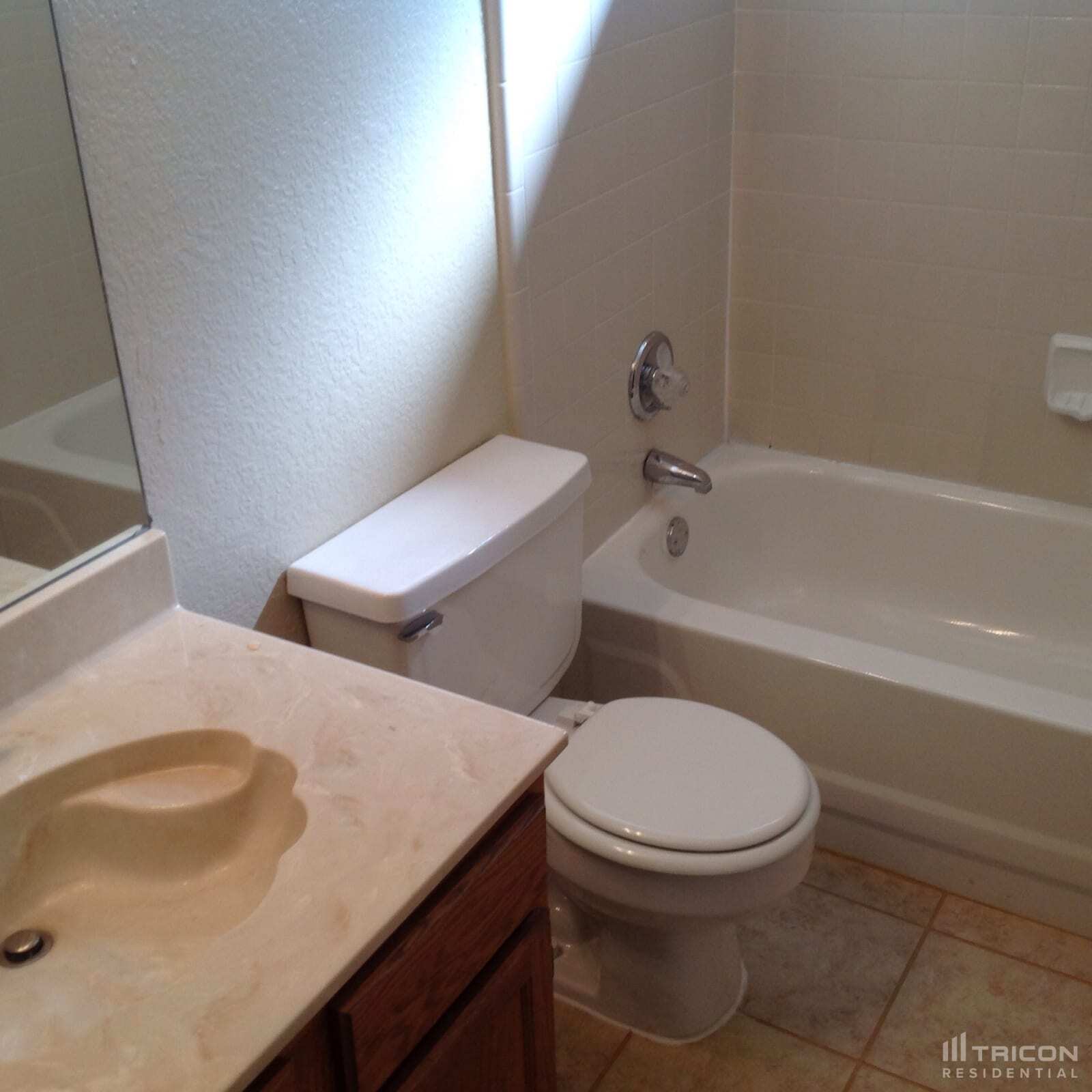 Building Photo - 6211 Valley Forge Ct