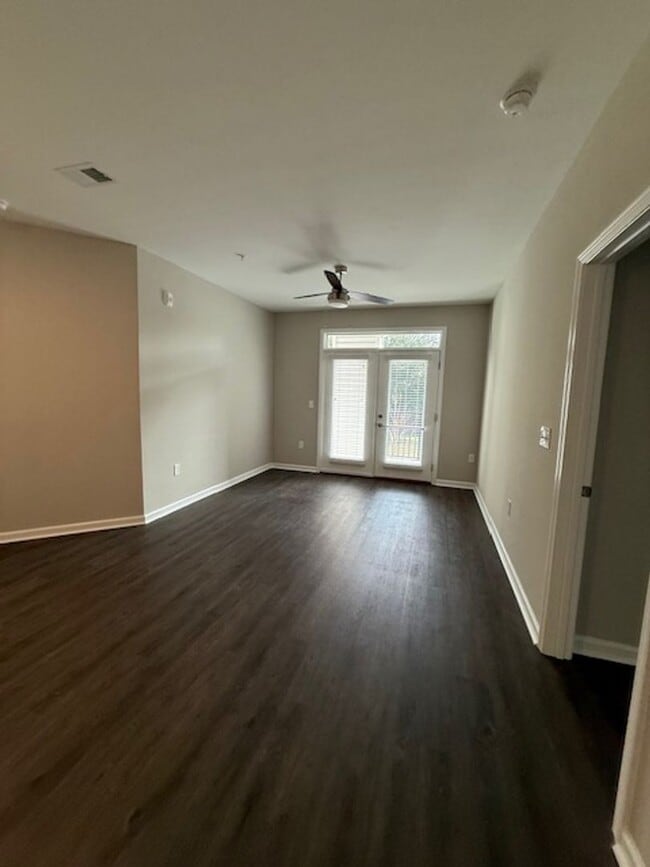 Building Photo - Special Offer! ONE MONTH FREE with a 12 month lease!!!