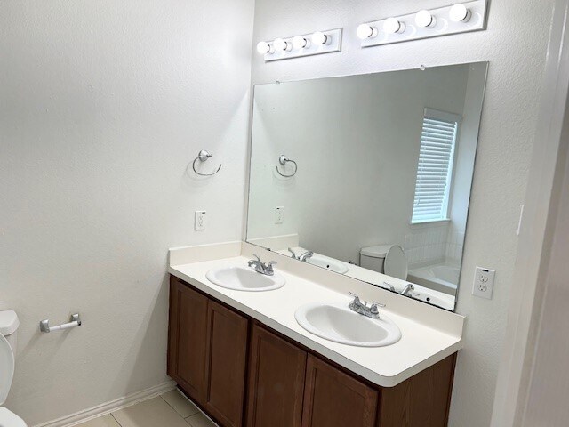 Building Photo - 6907 Silver Trace Ct