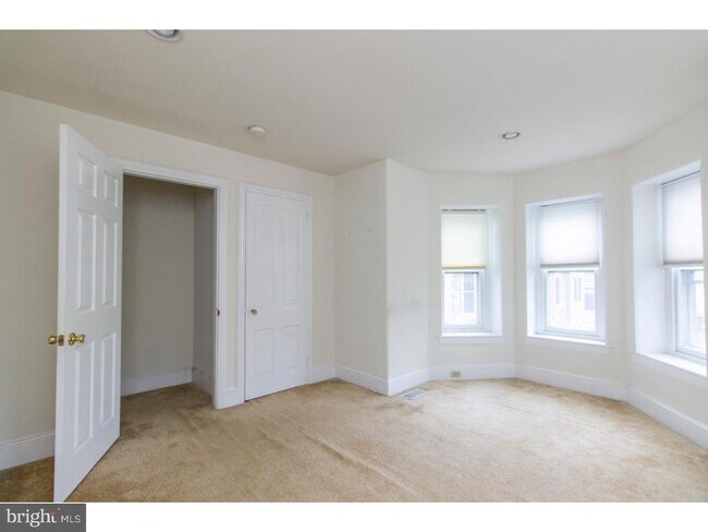 Building Photo - 4415 Manayunk Ave