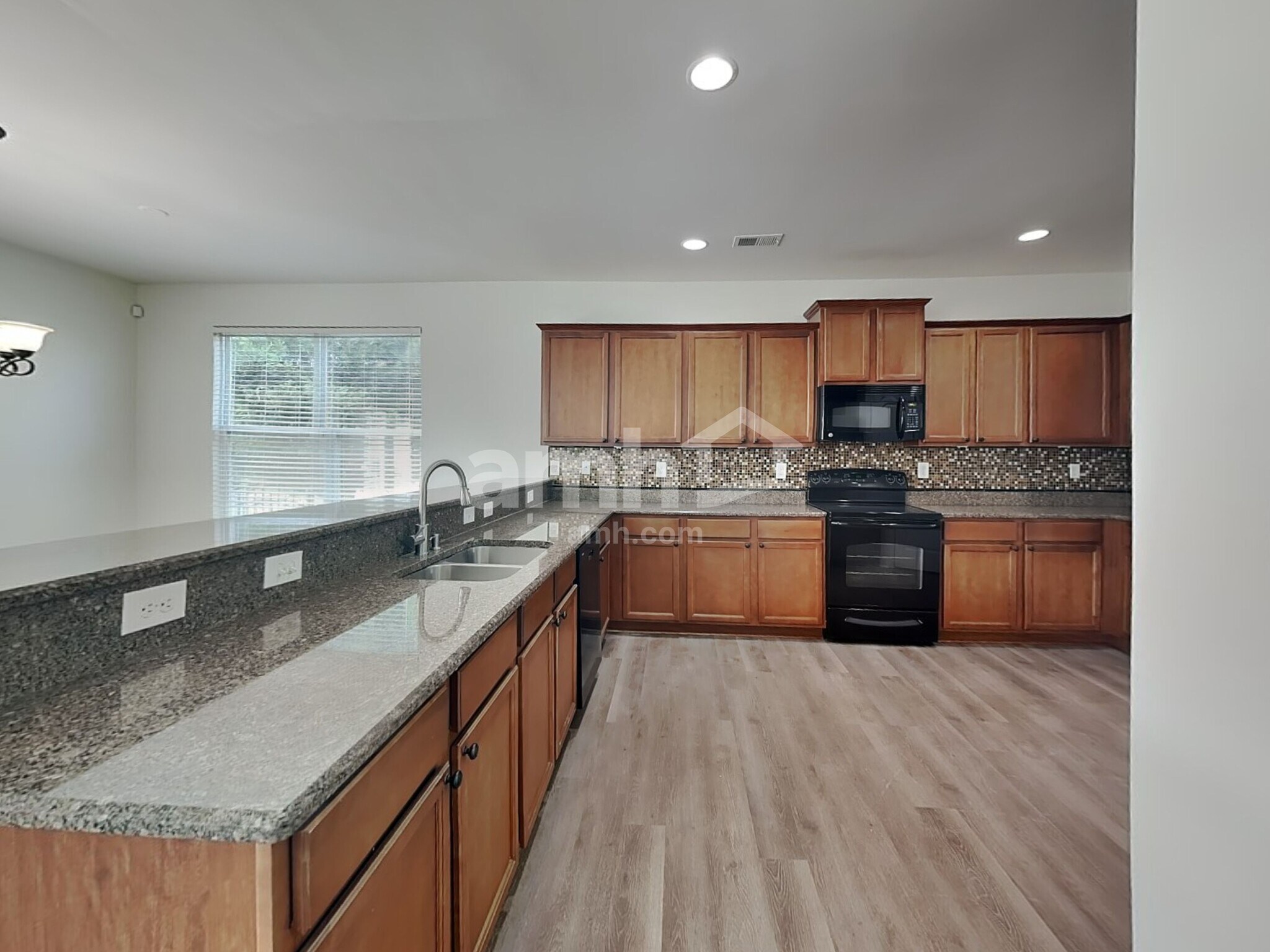 Building Photo - 3013 Corrona Ln