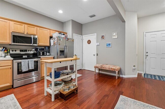 Building Photo - 26606 Castleview Way