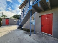 Building Photo - 512 19th St