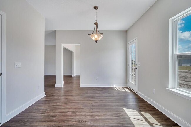 Building Photo - 88 Fridley Ln