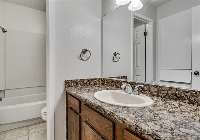 Building Photo - 8801 Piney Point Dr