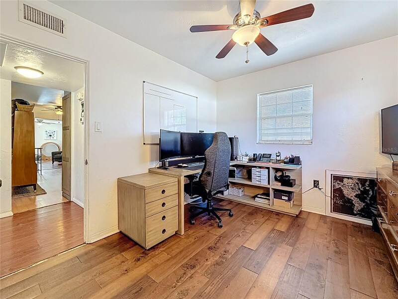 Building Photo - 3501 Beechwood Terrace