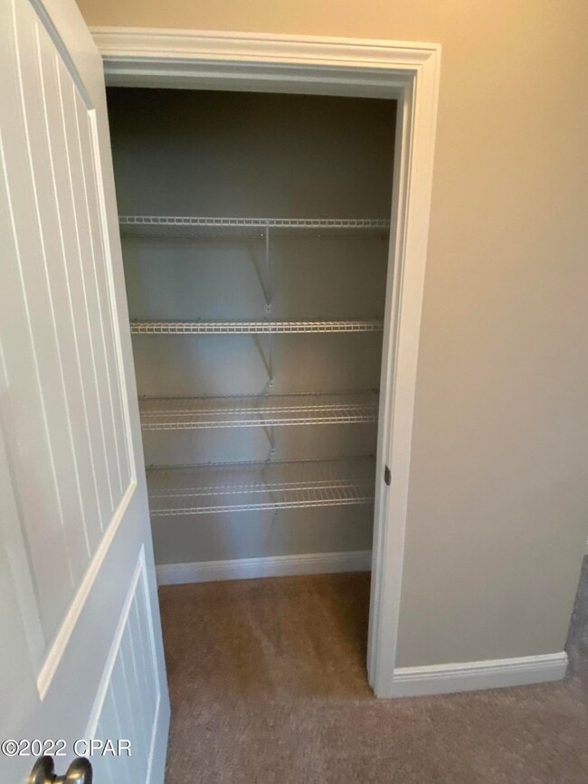 Building Photo - 101 Barefoot Falls