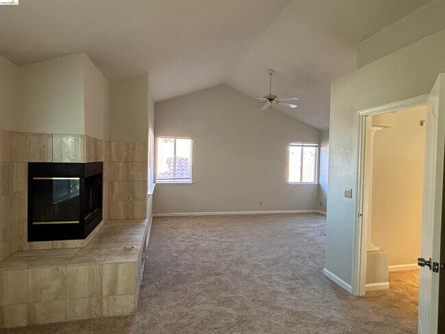 Building Photo - 5021 Chaparral Ct