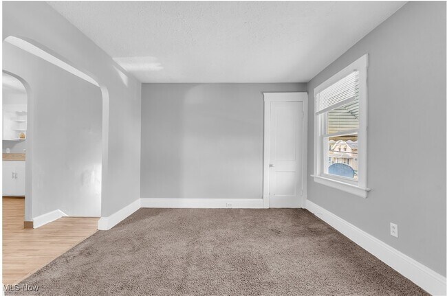 Building Photo - 3439 W 62nd St