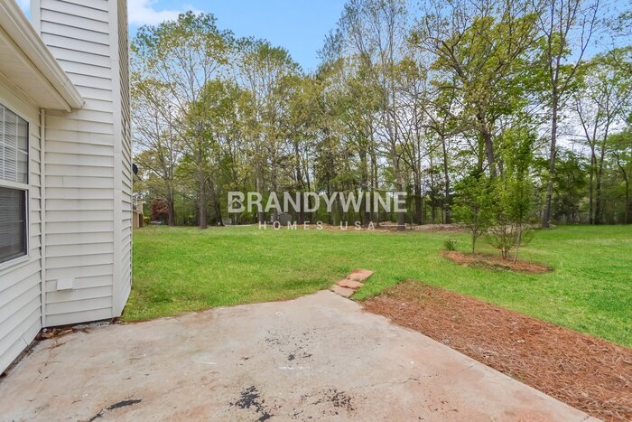 Building Photo - 45 Stoneview Cir