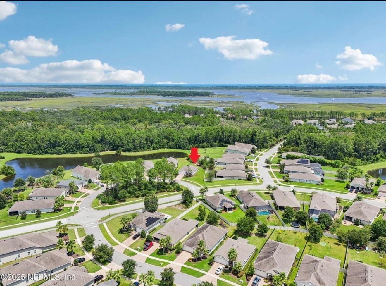 Building Photo - 73 Calle de Paz