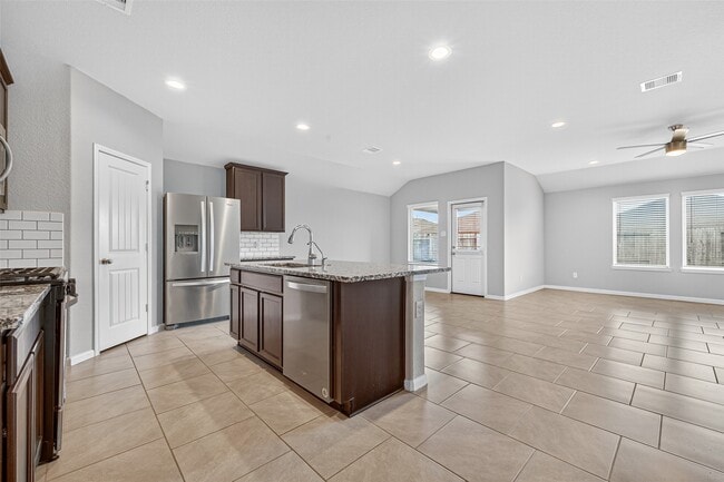 Building Photo - 29627 Juntti Park Ct