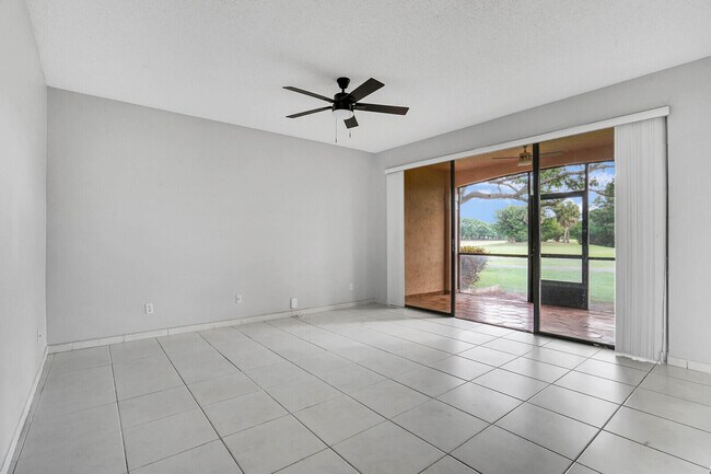 Building Photo - 401 SW 158th Terrace