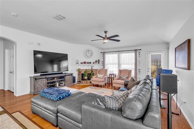 Building Photo - 3524 Lake Hill Ln