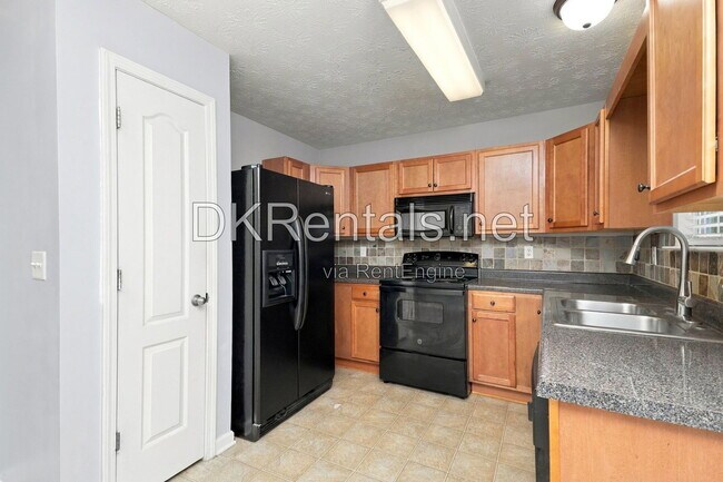 Building Photo - 935 Magnolia Gardens Walk